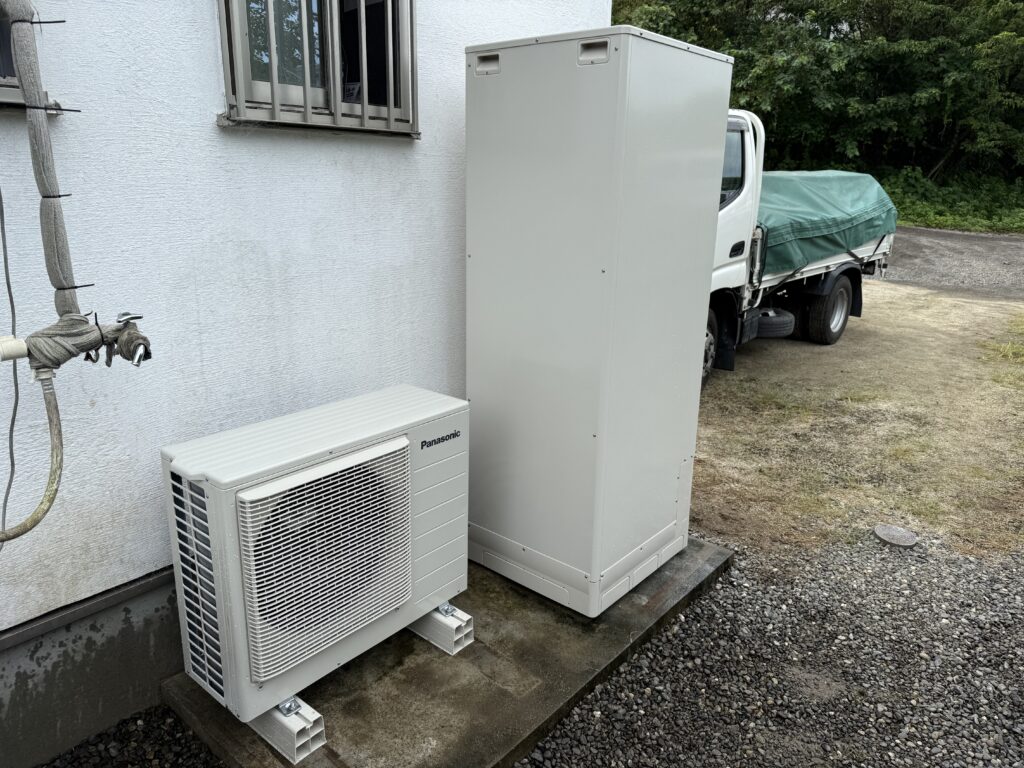 大分市でエコキュート工事